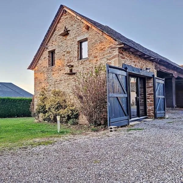 Studio Duplex Calme - SPA - SAUNA - Parking - Wifi, hotel v destinácii Comps-la-Grand-Ville
