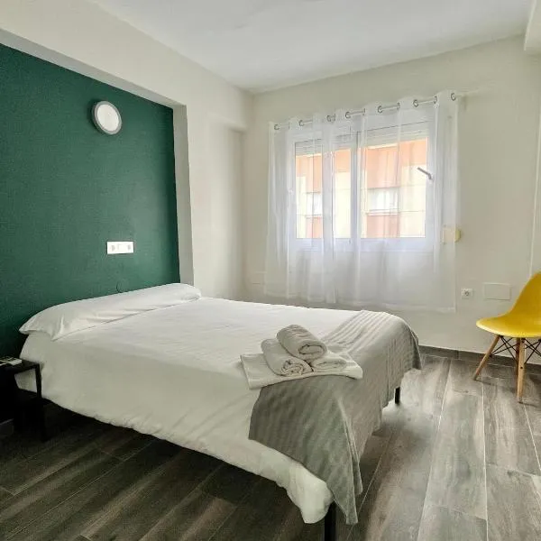 Click & Room, hotel en Torremolinos