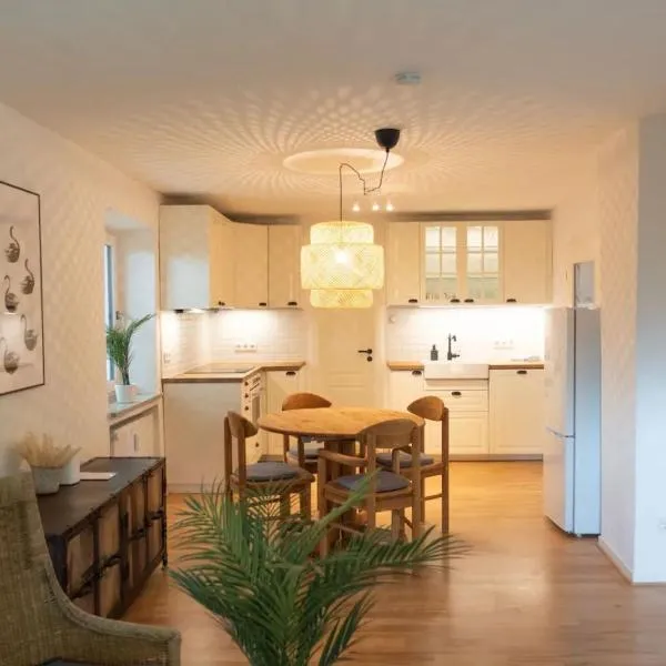 Chiemsee Schwanenloft, hotel v destinaci Seebruck