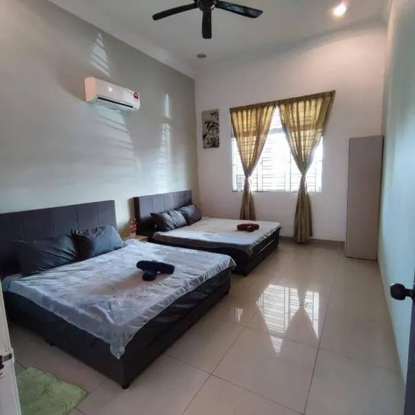 Sayang-Sayang Homestay $CRAZY OFFER$ 4R2B, hotel v destinaci Batu Pahat