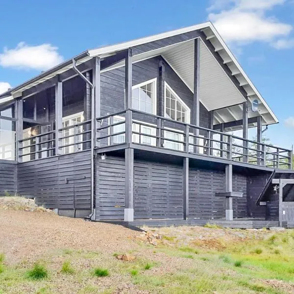 Holiday Home Kontiokota by Interhome, hotel in Saariselka