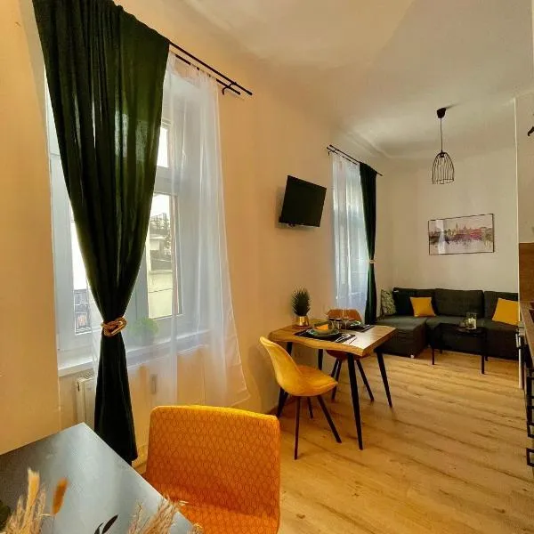 JS Design Apartment, hotel ve uŠtýrském Hradci