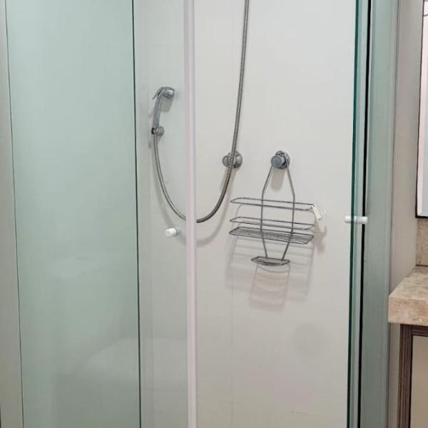 Suíte, piscina compartilhada, não é o apartamento inteiro somente suíte - Foto 3