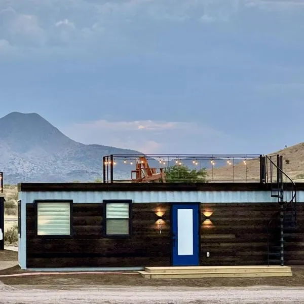 The Longhorn Stunning Container Home-In Alpine, hotel v destinaci Alpine