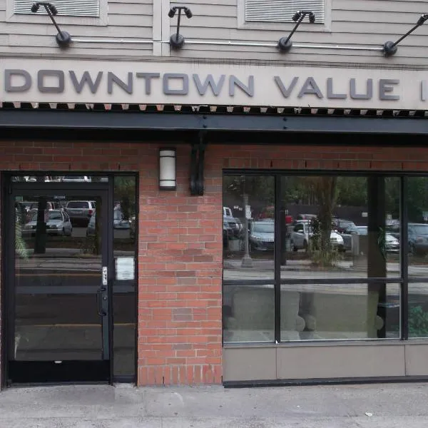 Downtown Value Inn, hotel v destinaci Portland