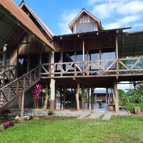 My Country House Paradise, Rio Celeste!, hotel di San Rafael