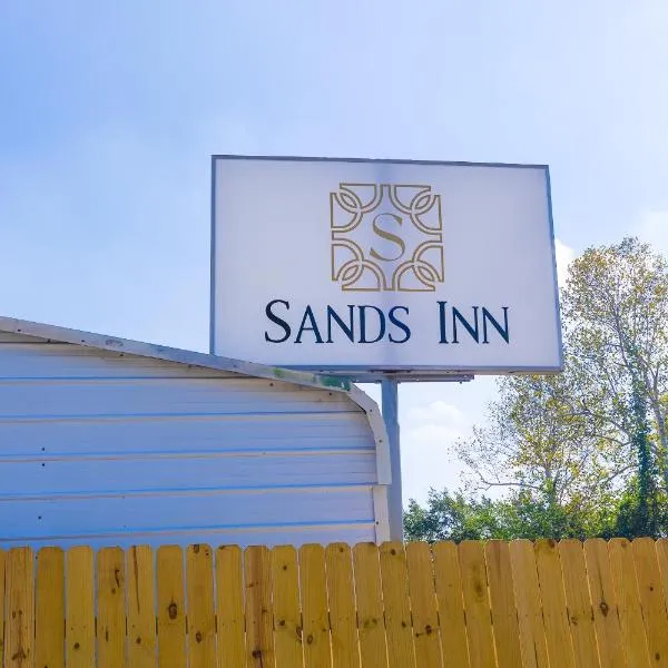 Sands Inn by OYO Winnie, hotel di Winnie