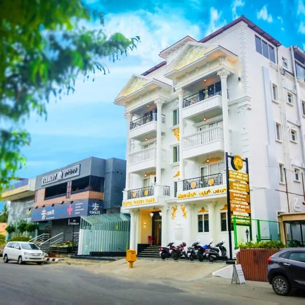 Hotel White Rock, khách sạn ở Bangalore