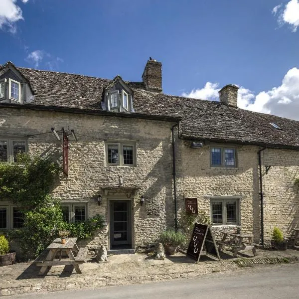 The Three Horseshoes: Burford şehrinde bir otel