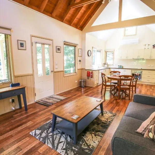 Alpine Arnica Cottage 1, hotel in Harrietville