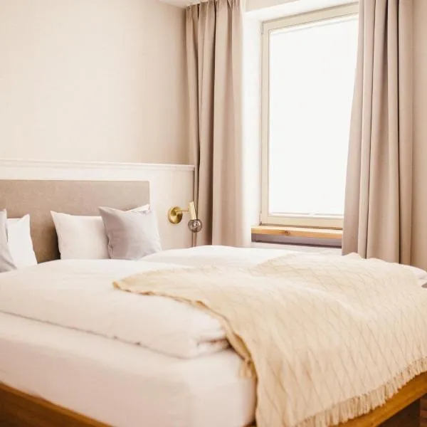GUT & GASTLICH Stallmann-Hiestand, hotel v destinaci Uelversheim