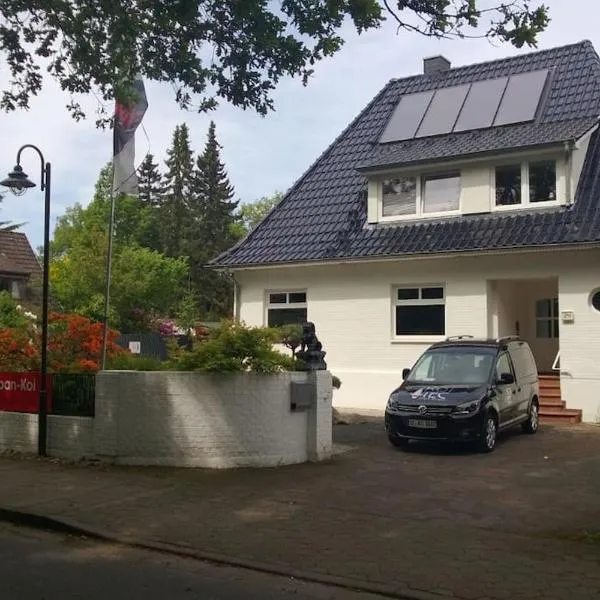 Stadtnahe Familienvilla, Hotel in Oersdorf