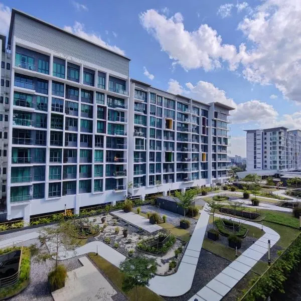Viva5 Relax and Cozy Homestay 2Rooms, hotel in Kuching