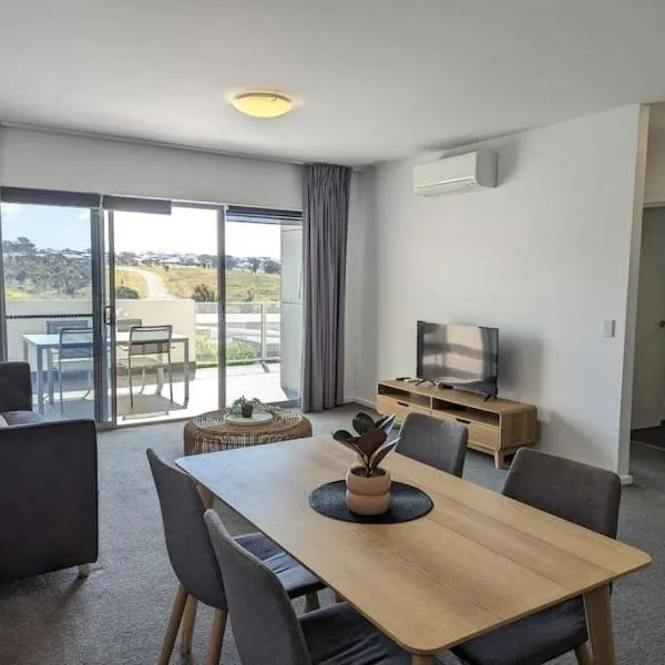 Serenity at Stromlo 2bd 1br at Wright, hotel v destinaci Weston Creek
