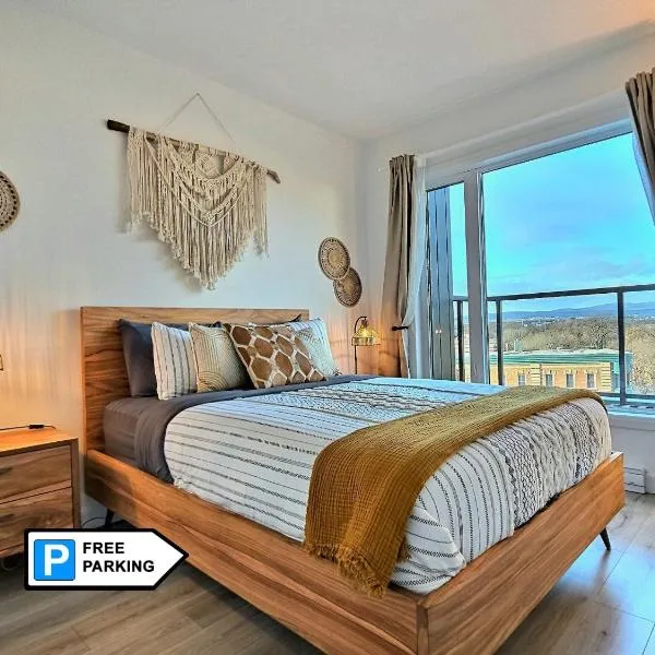 Penthouse With FREE indoor Parking Downtown, hotel v destinaci Quebec