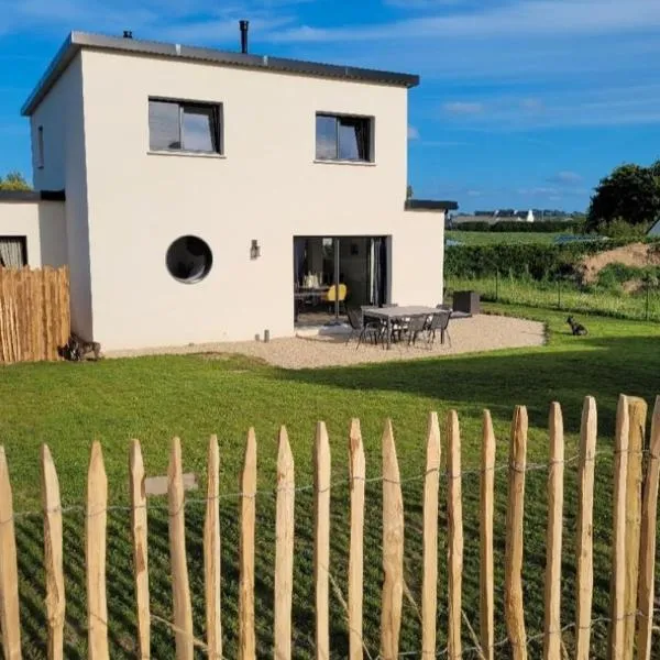 Célest' Inn, hotel in Cléder
