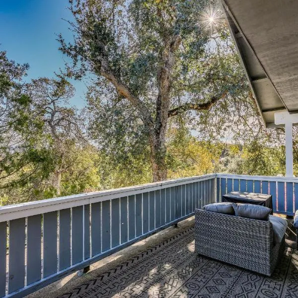 Cozy Studio with Well-Being Retreat Near Yosemite!, hotel di Ahwahnee