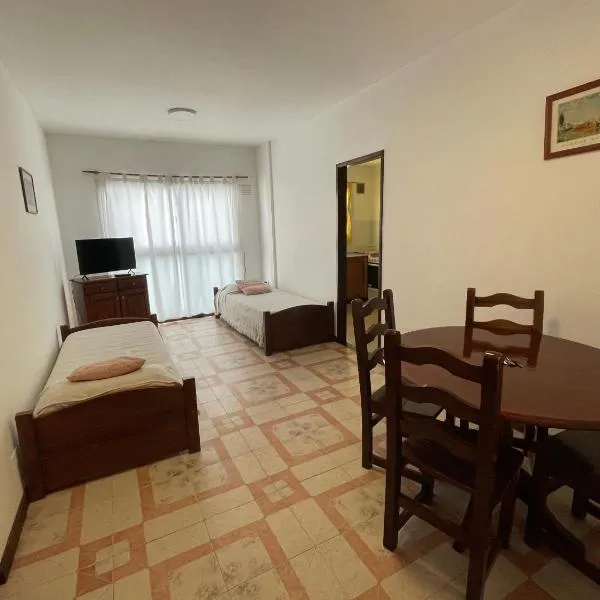 Edificio San Martin 2468, hotel em Mar del Plata