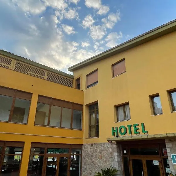 Hotel Font del Pla, hotel en Sant Climent Sescebes