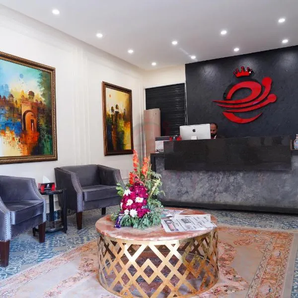 Hotel Elegant Executive Suites, hotel v destinaci Multan