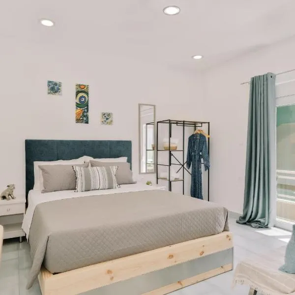 House of Helios, hotel di Pastida