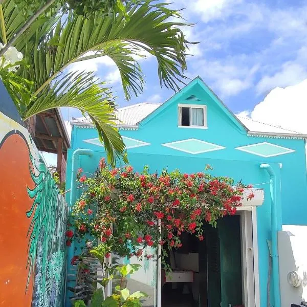 Ô PasSage - Kaz Auberge, hotel v destinaci Saint-Pierre