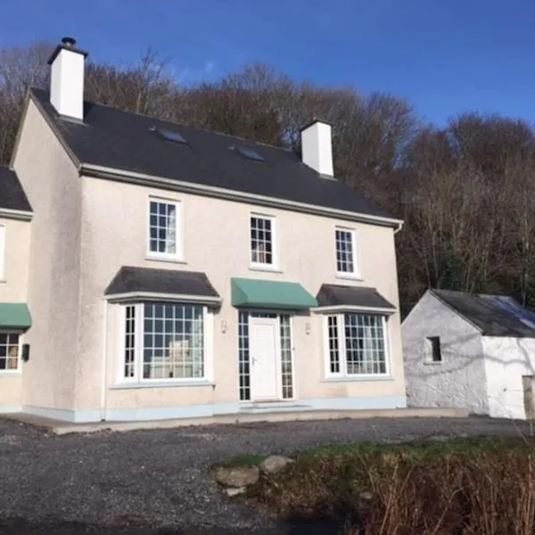 An Uaimh , superb 6 bedroom house., hotel v destinaci Killybegs