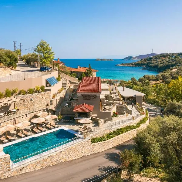 Paramithenio Village Beach Resort & Spa, hotel v destinaci Agioi Apostoloi