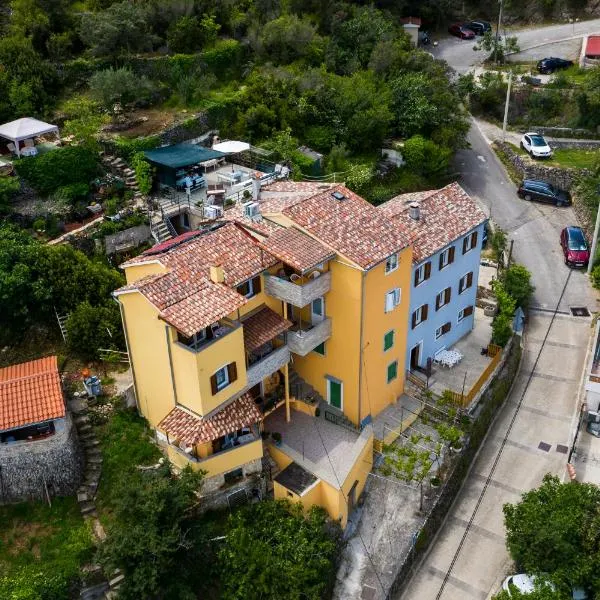 APARTMANI I SOBA ROBERTO I MIRJANA, hotel v destinácii Valun