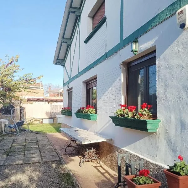 Chalet Alméndora Perfecto para grupos y familias, hotel in Haro
