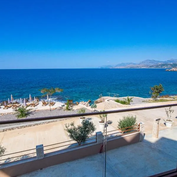 Sunset Bay Apartments, hotel v destinaci Utjeha