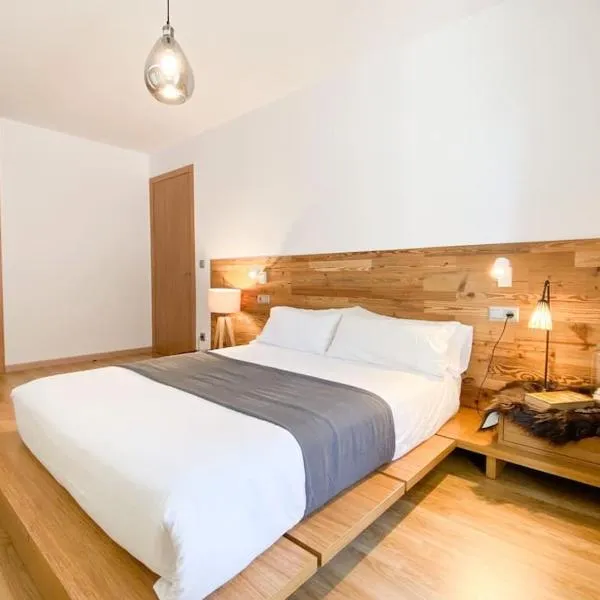 Iconic - A Pie De Pistas En 1 Minuto - Terraza con Vistas al Valle Arinsal - Parking Gratis l by BonesVacances, hotel in Arinsal