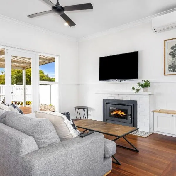 Fairbairn Family Beach Bungalow, hotell i Busselton