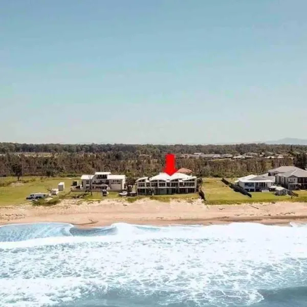 Whitewater Beach House, hotel v destinaci Old Bar