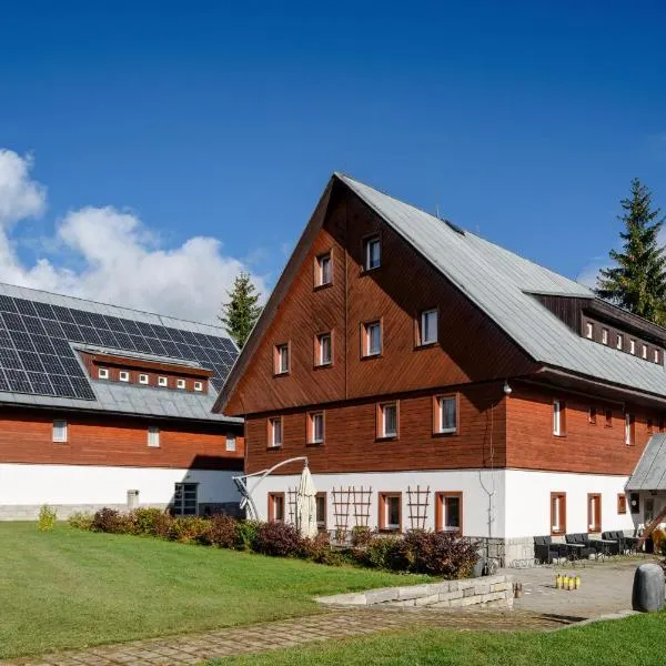 Horský Hotel Skiland, hotel v destinaci Ostružná