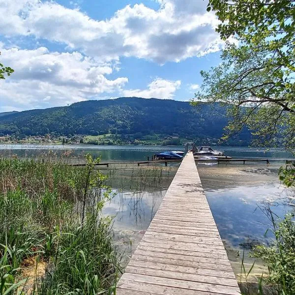 WOLFGANG Haus KMB Seeappartement Ossiacher See mit direktem Seezugang, Hallenbad, hotel in Bodensdorf