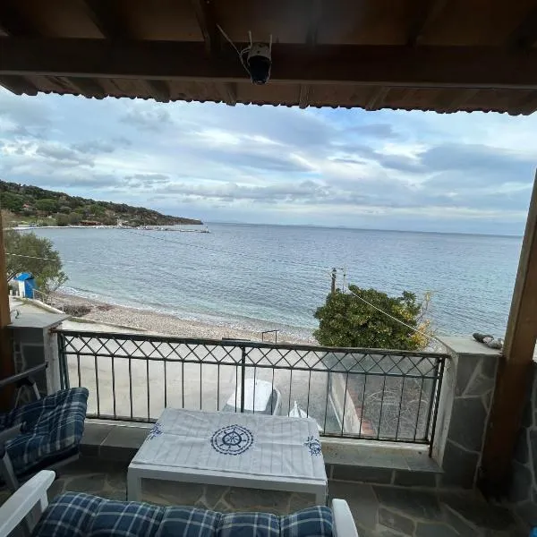 Mystegna Beach Appartement, hotel in Skala Mistegnon