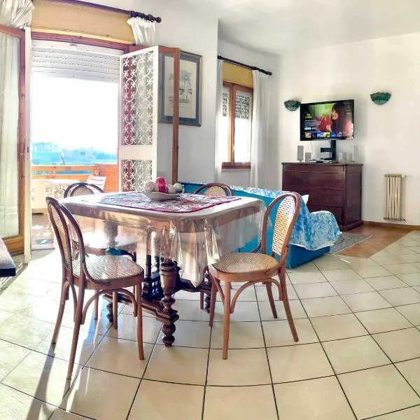 Stella Di Mare - ampio appartamento con DUE bagni - fronte mare, hotel v destinaci Lido di Ostia