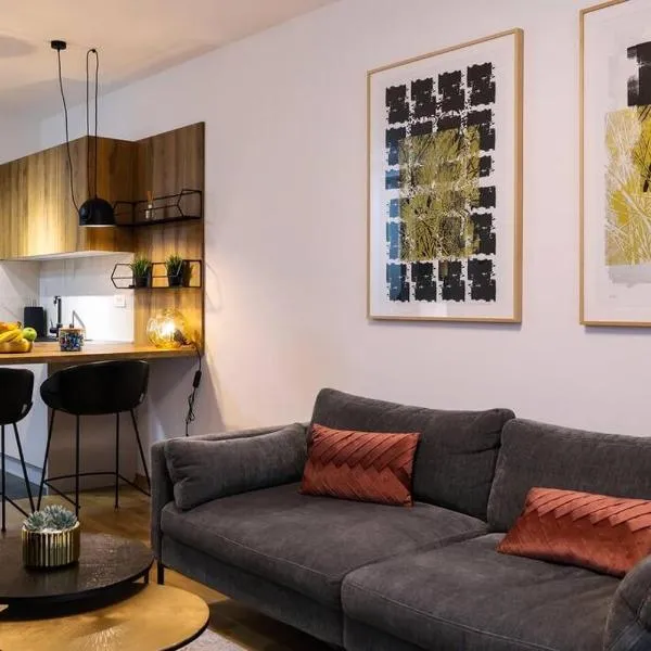 Elegance Haven by HOME Apartments, hotel in Zagreb