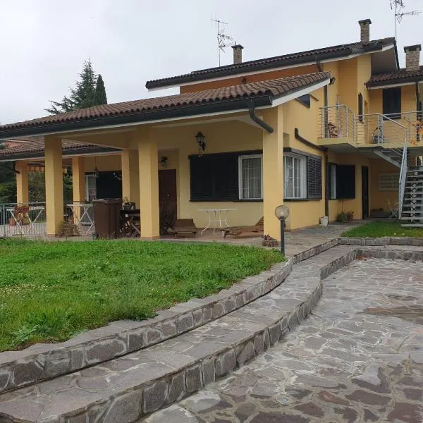 Casa Vacanze Alice e Arianna, hotel v destinaci Cairo Montenotte
