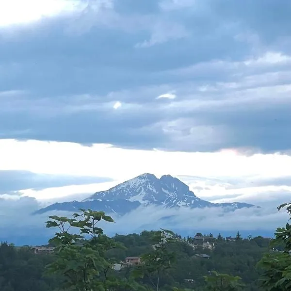Casa vacanze Borgo Rondini, hotel v destinácii Rocca di Cambio