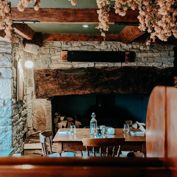 The Lion at West Pennard、West Pennardのホテル