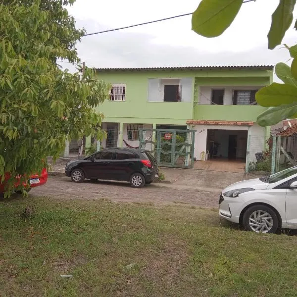 Apartamento para casal. Perto do mar, hotel in Tramandaí