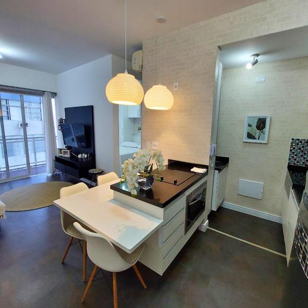 Book Santos Unlimited 716 com Vista Mar lateral