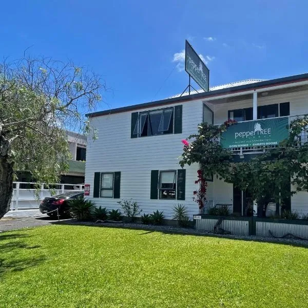 Peppertree Lodge & Backpackers, hôtel à Paihia