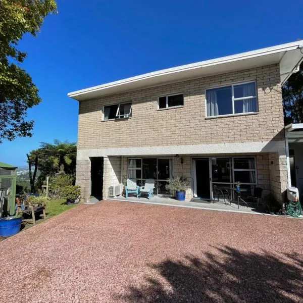 Swanson-Waitakere Stay in Scenic Sunrise，Woodhill的飯店