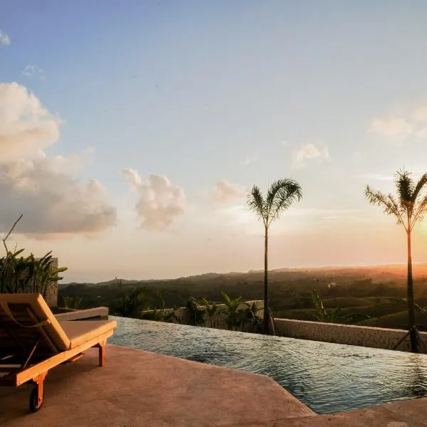 Sundance Residence Nusa Penida - 2 Bedroom with Private Pool Villa, ξενοδοχείο σε Tanglad