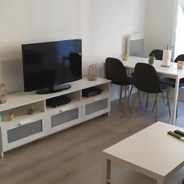 T2 de 42m² A proximité de la gare à 30min de PARIS, hotel din Mantes-la-Jolie