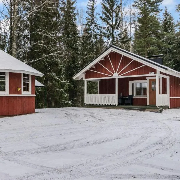 Holiday Home Mäkimökki by Interhome, hotel in Ahonpää