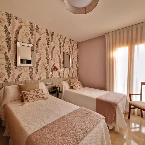 Apartahotel La Chipranera, hotel v destinaci Castejón de Monegros
